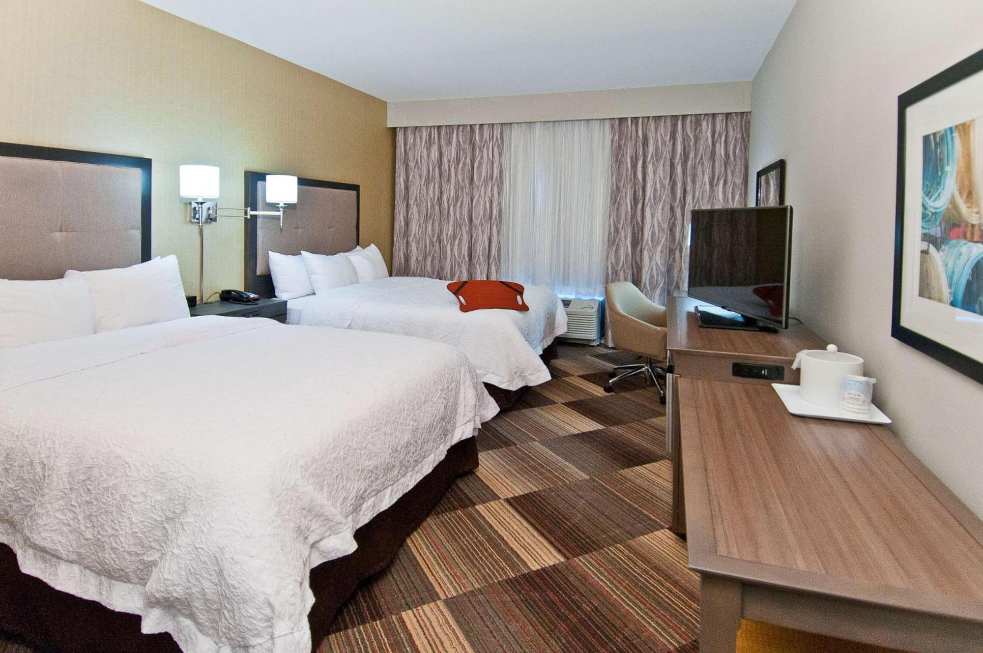 Hampton And Hotel 3*