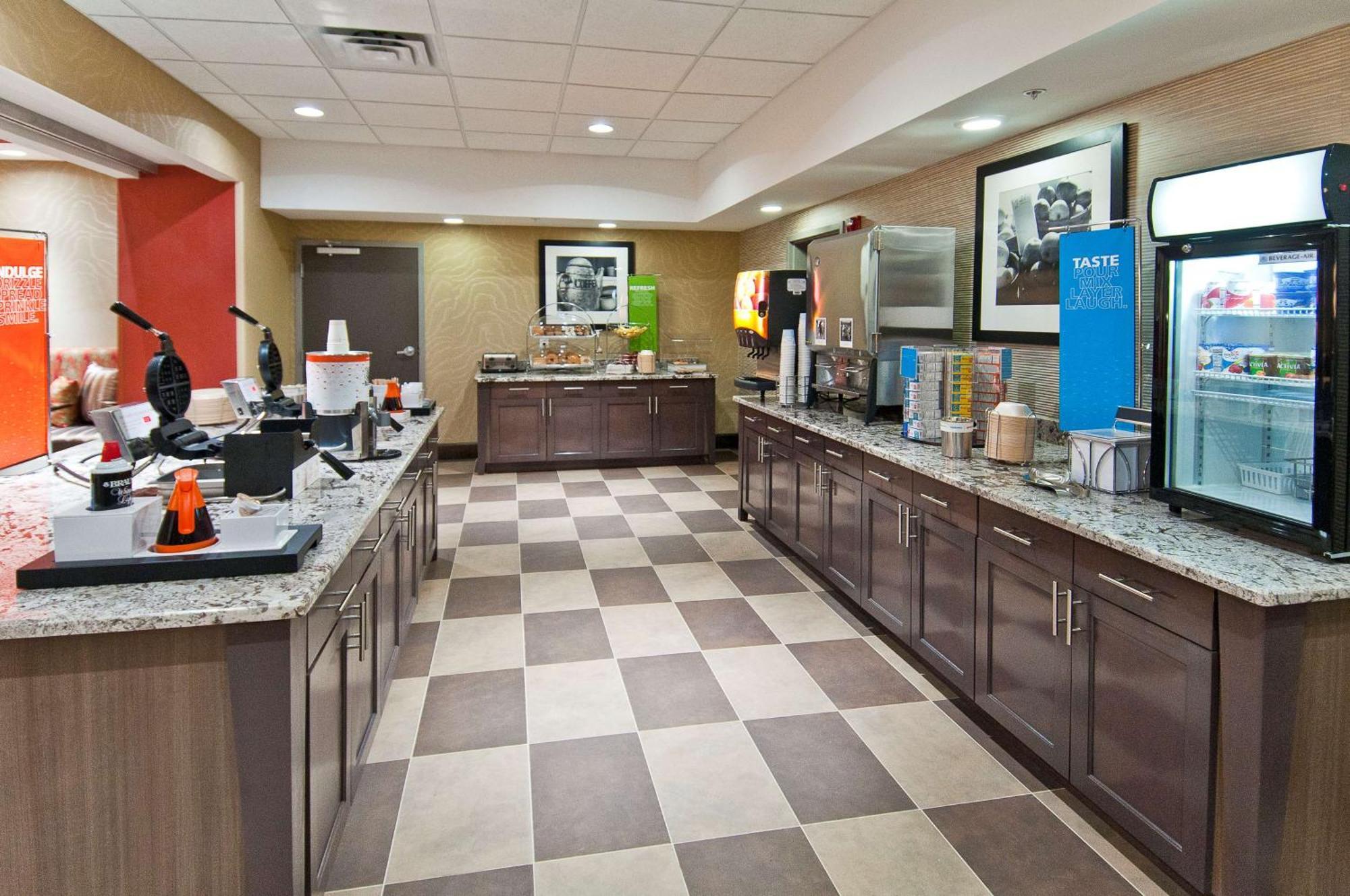 Hotel Hampton And 3*